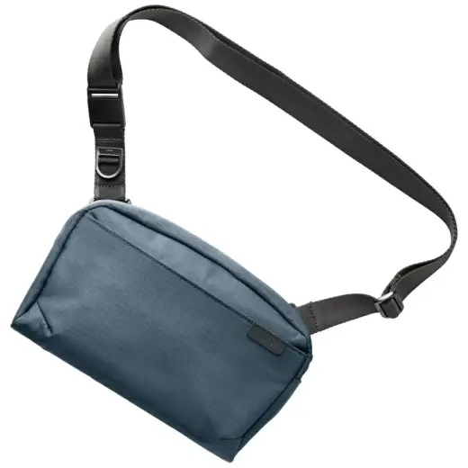 Bag UNIQ Arden Sling 2L blue Фото num
