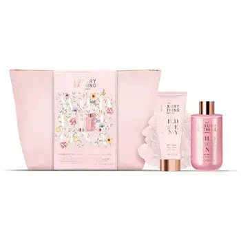 Grace Cole Peony Body Care Set & Bag ( Pivoňka, Broskev & Malina ) - Dárková sada v kosmetické taštičce ( 3 ks )
