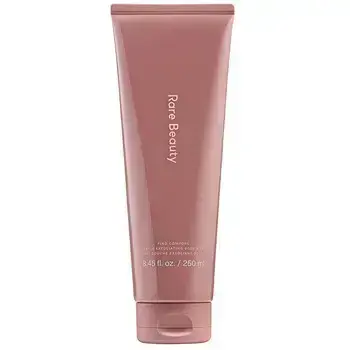 Rare Beauty Find Comfort Gentle Exfoliating Body Wash - Sprchový gel 250ml
