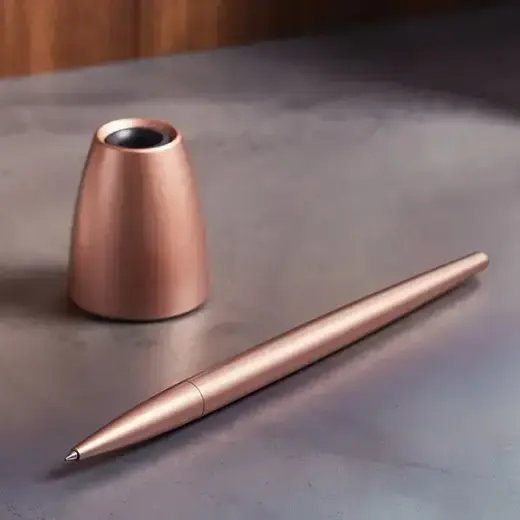 Lexon Scribalu Pen with Base soft gold LS64P1 Foto 5