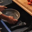 Panna cepšanai ar noņemamu rokturi Torre Ø24cm/3,5mm  Foto 4