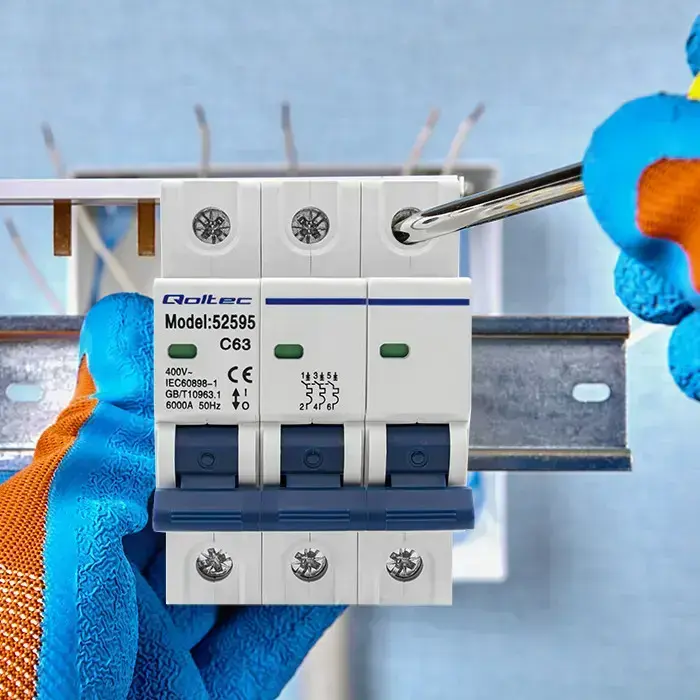 Qoltec Overcurrent Circuit Breaker C63 | Fuse | AC| 63A | 3P Фото num