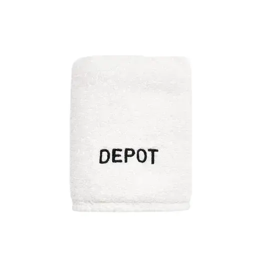 Depot, Accessories No. 713, Salon Textile Towel, Logo Detail, Size S